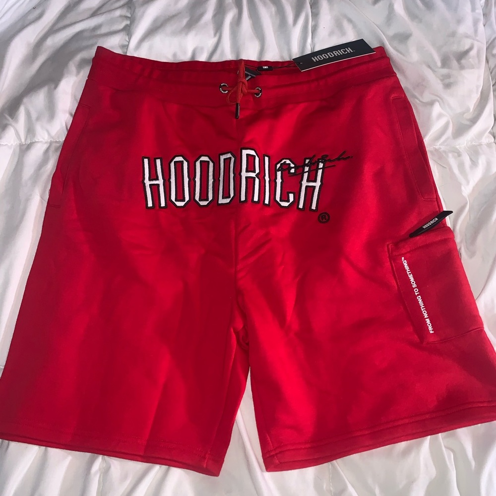 Brand new men’s size xxl Hoodrich sweat shorts.